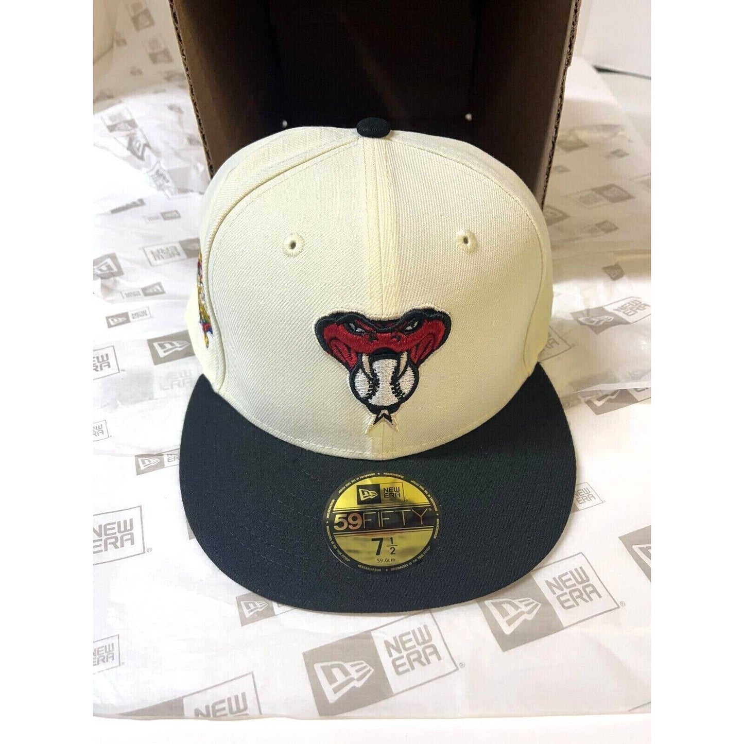 Men’s ARIZONA DIAMONDBACKS 2000 CHROME CREAM Era 59FIFTY Fitted Hat Cap