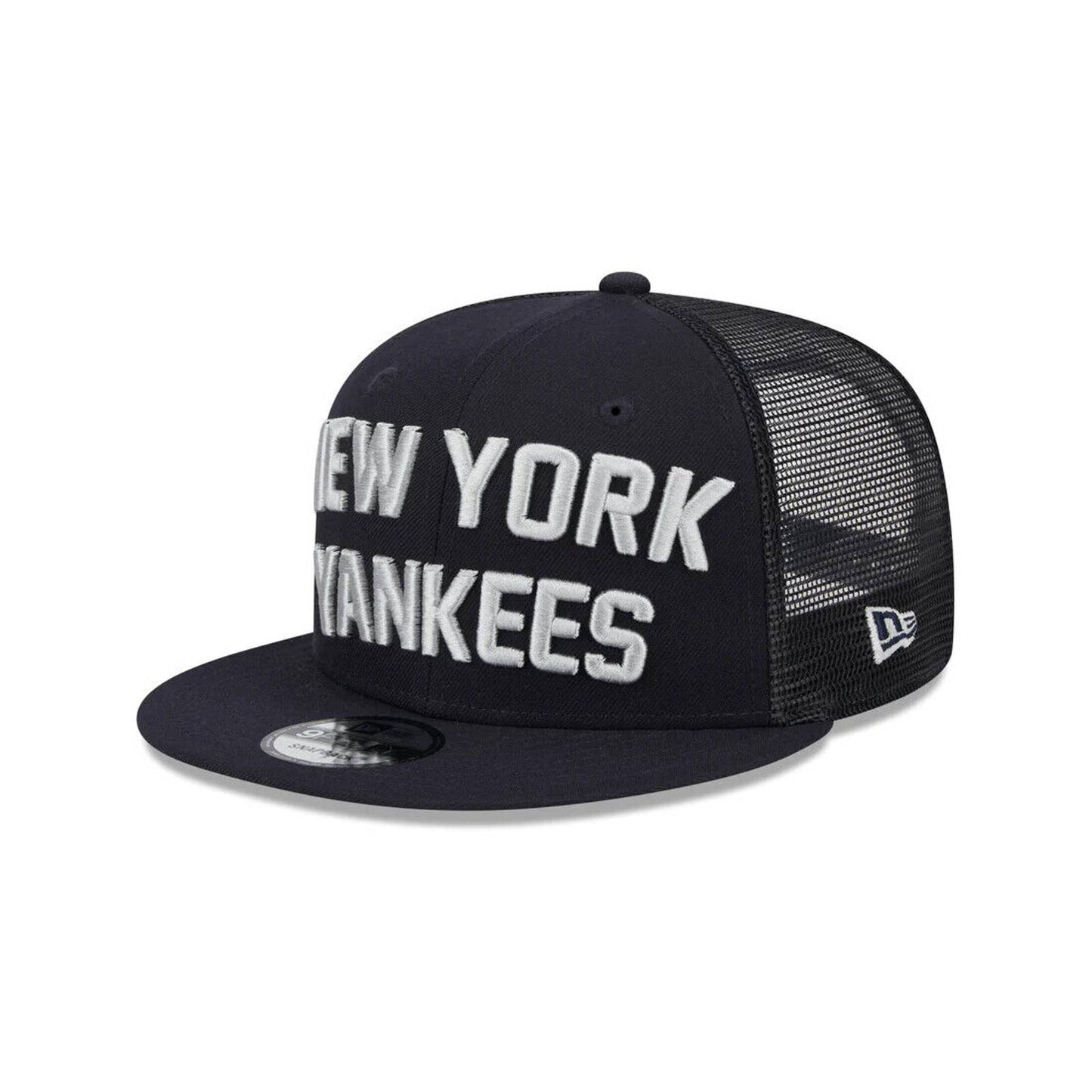MENS NEW YORK YANKEES 2000 ERA BLUE Stacked 9FIFTY Mesh Trucker Snapback Hat